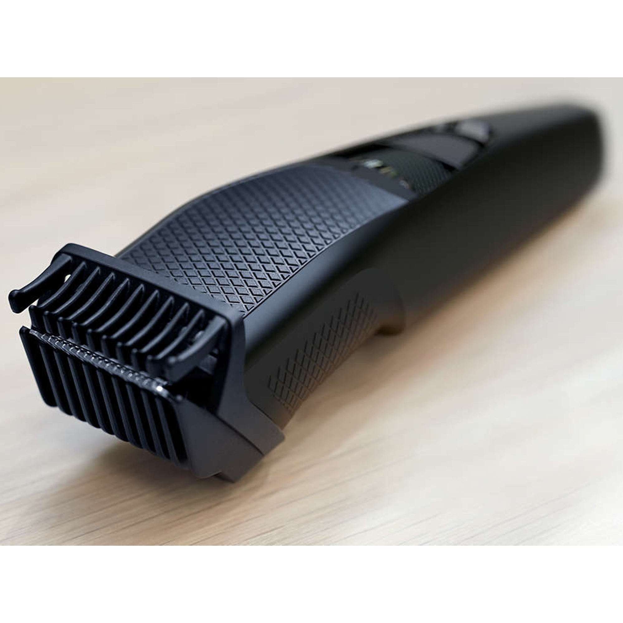 ماشین اصلاح موی صورت فیلیپس مدل BT3208 سری 3000
