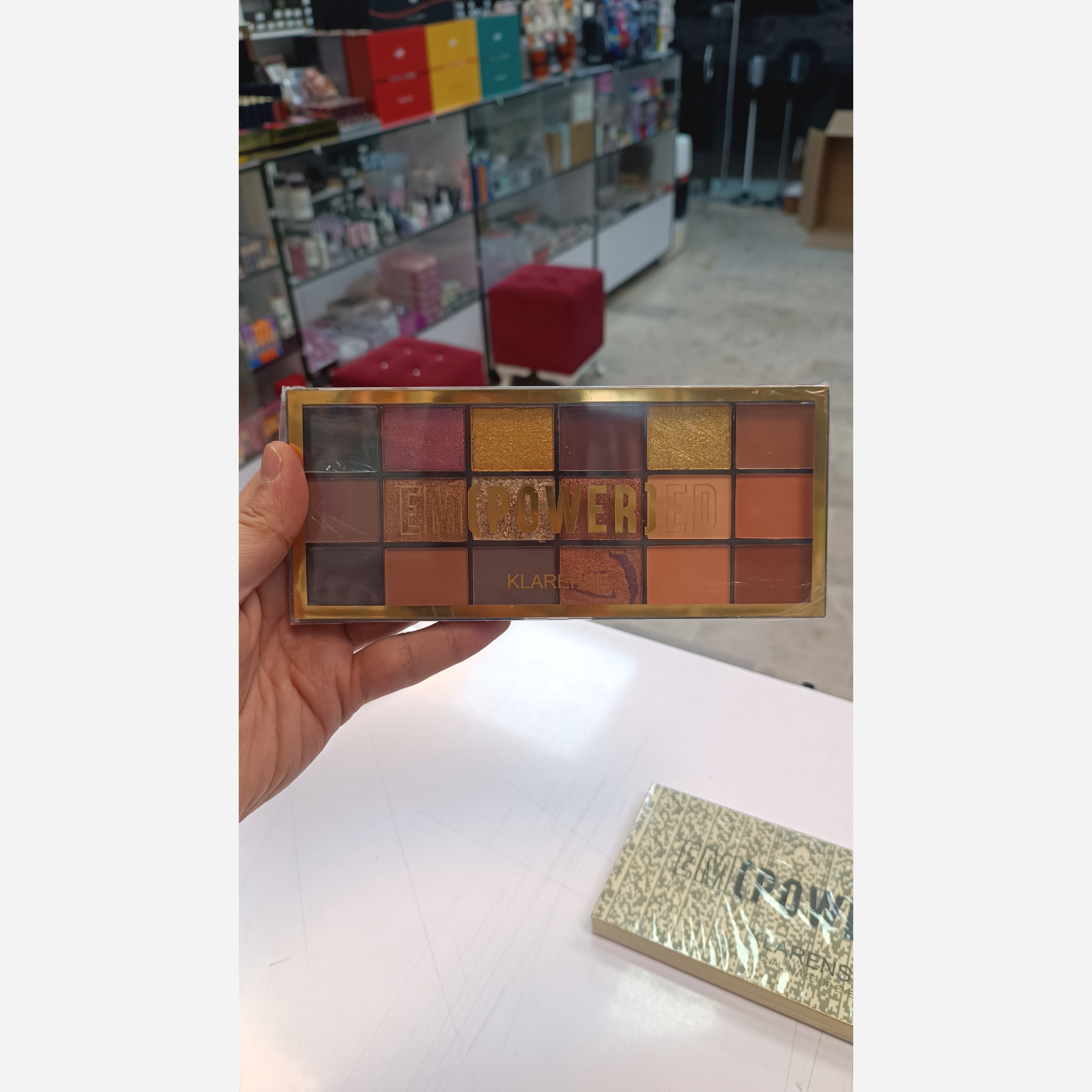 پالت سایه چشم 18 رنگ کلارنس